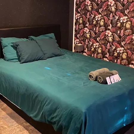 Bali Logement Privatif Avec Jacuzzi La Valette-du-Var Exterior photo