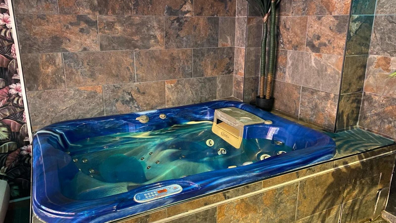 Apartment Bali Privatif Avec Jacuzzi