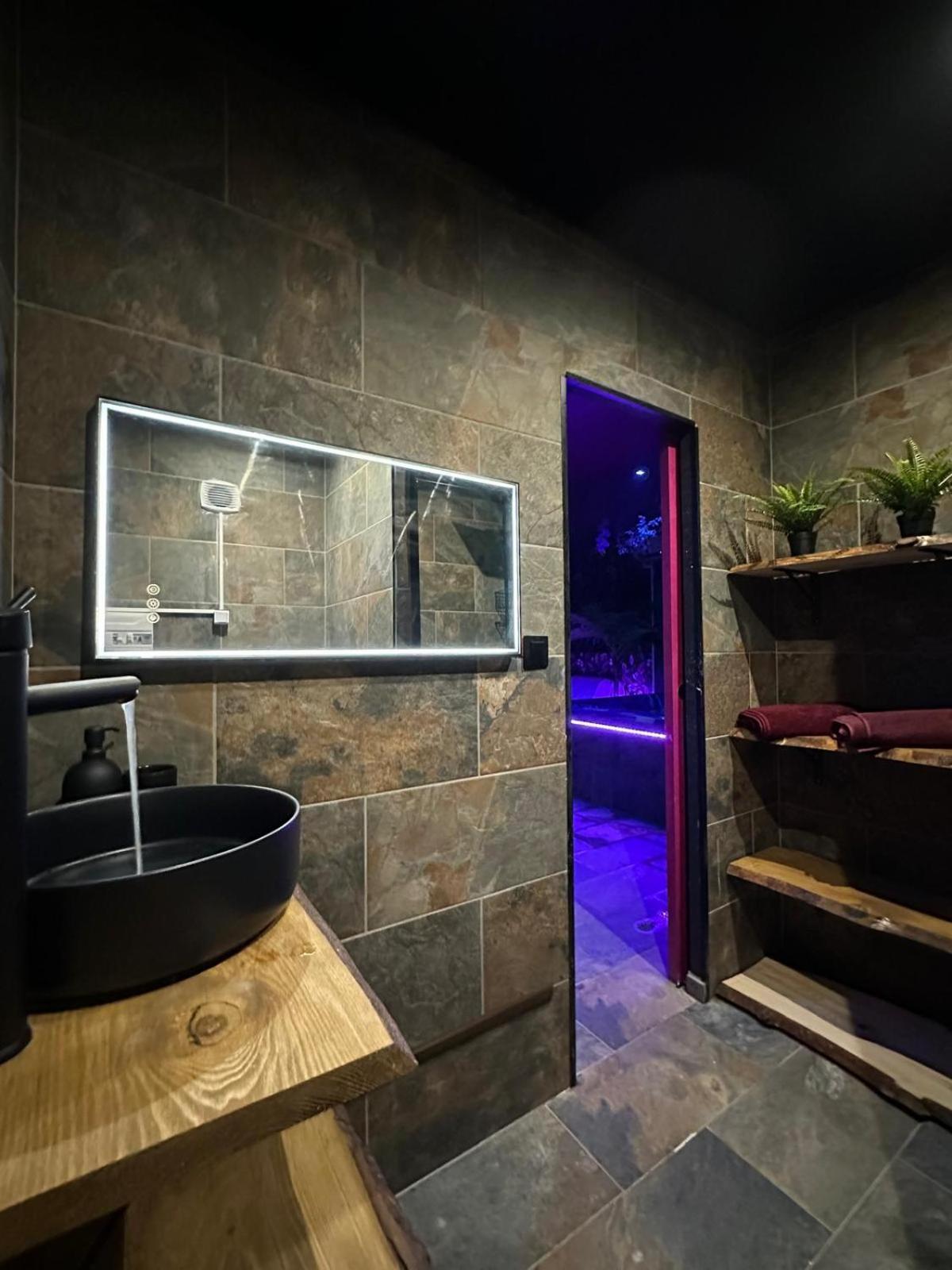 Apartment Bali Privatif Avec Jacuzzi La Valette-du-Var